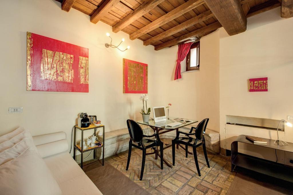 Residenza Torre Colonna Acomodação com café da manhã Roma Quarto foto